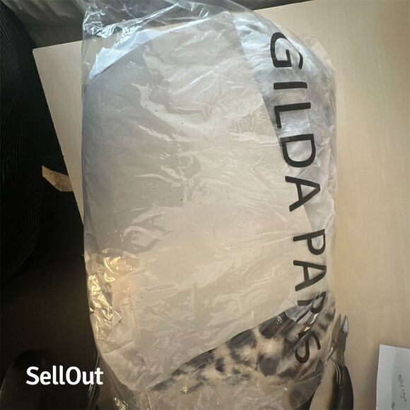 Gilda Paris Leopard Print Faux Fur Y2K Shoulder Bag - Picture 13 of 15